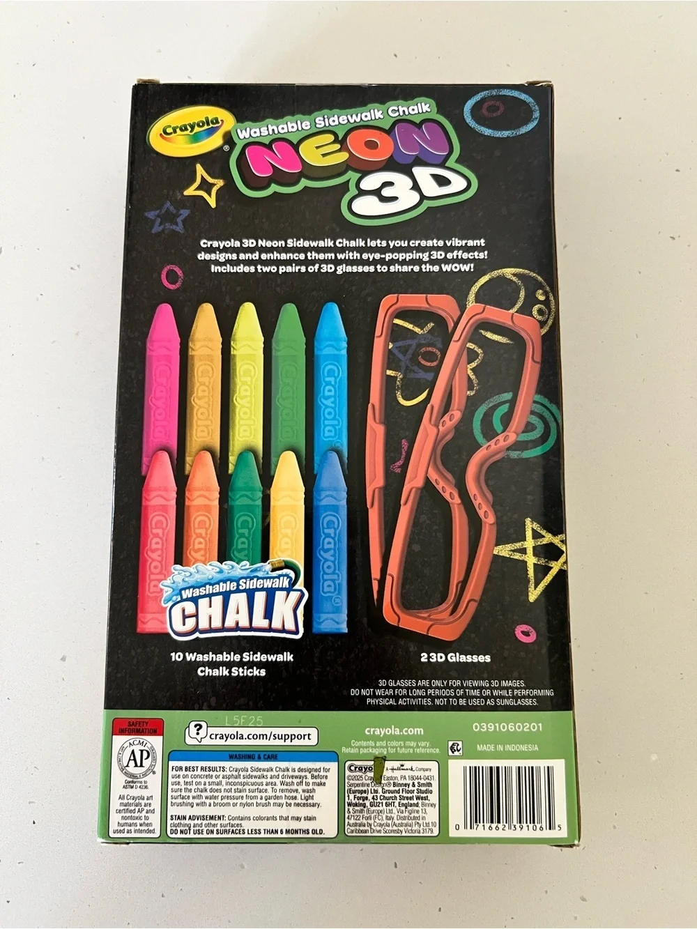 NIB Crayola Neon 3D Washable Sidewalk Chalk Set w/ 10 Chalk & 2 Pairs 3D Glasses